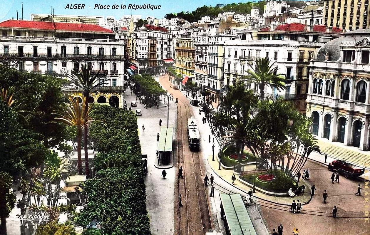 Alger - Place de la Republique.jpg